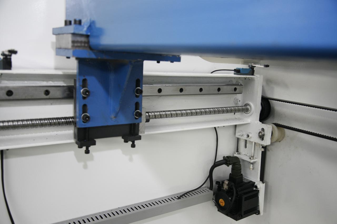 100t 3200mm 200ton 4000 Electric Hydraulic Cnc Delem Press Brake Manufacturers 100t 3200mm 200ton 4000 電動液壓數控 Delem 折彎機製造商