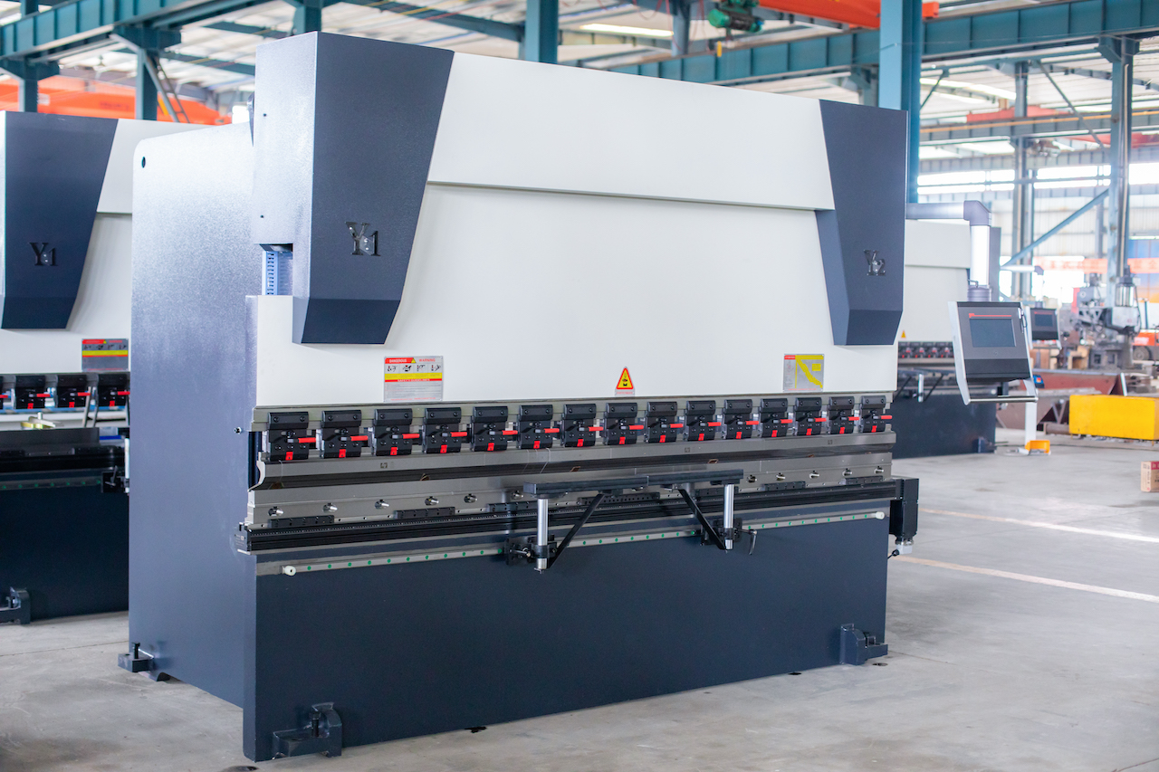 100t Hydraulic Cnc Brake Press Crowning Cnc Press Brake Delem 100t hidrauličke CNC preše za kočnice Krunjenje Cnc preše za kočnice Delem