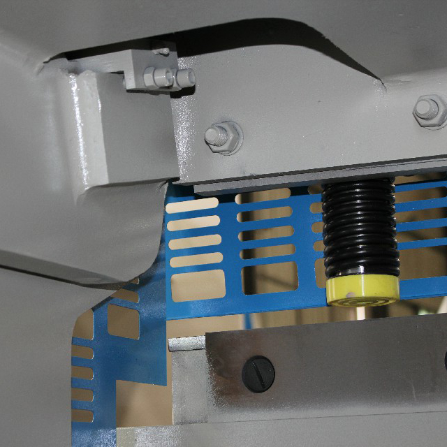 12mm 3200mm Hydraulic Guillotine Shearing Machine Cnc Steel Sheet Cutting Machine 12mm3200mm油圧ギロチンせん断機CNC鋼板切断機