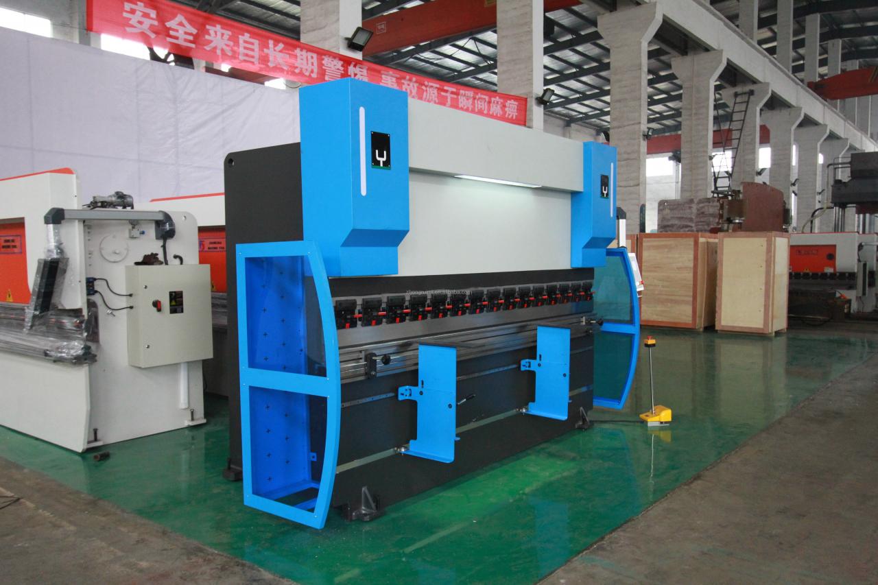 200t 300t Standard Industrial Press Brake Cnc Hydraulic Press Brake Machine 200t 300t standardne tööstuslik presspidur Cnc hüdrauliline presspidurimasin