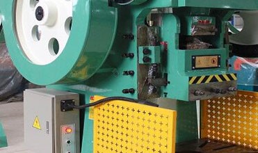 400 Ton Small Pneumatic Power Punch Press Mechanical Eccentric Punching Machine Punxonadora mecànica excèntrica de premsa de potència pneumàtica petita de 400 tones