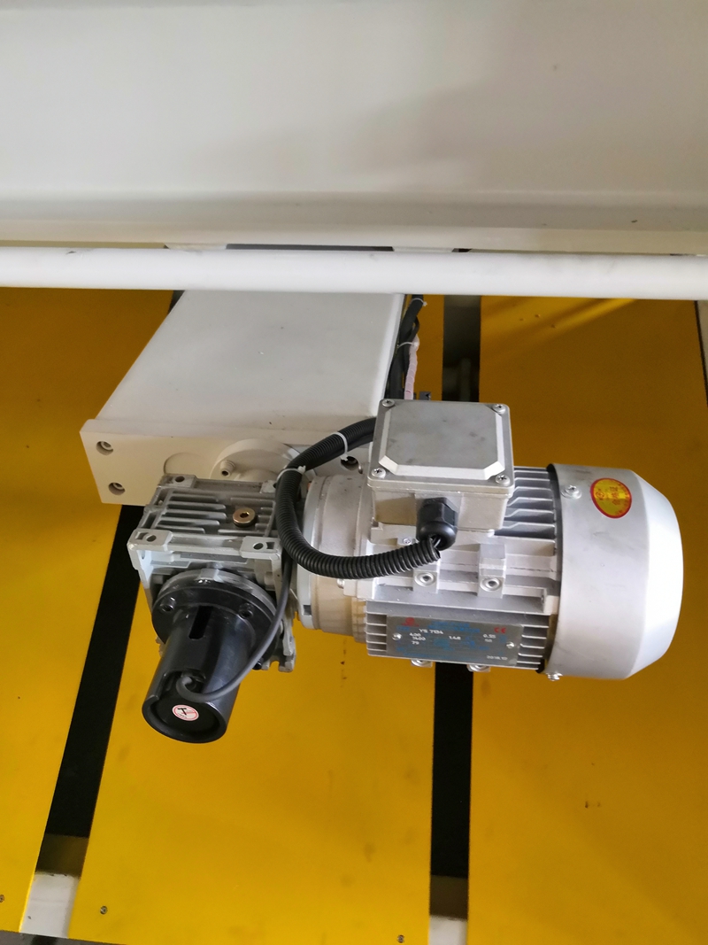 6mm Q11 Electric Sheet Plate Shearing Machine 8 Feet Sheet Metal Shearing Machine Màquina de cisalla de xapa elèctrica de 6 mm Q11 Màquina de cisalla de xapa de 8 peus