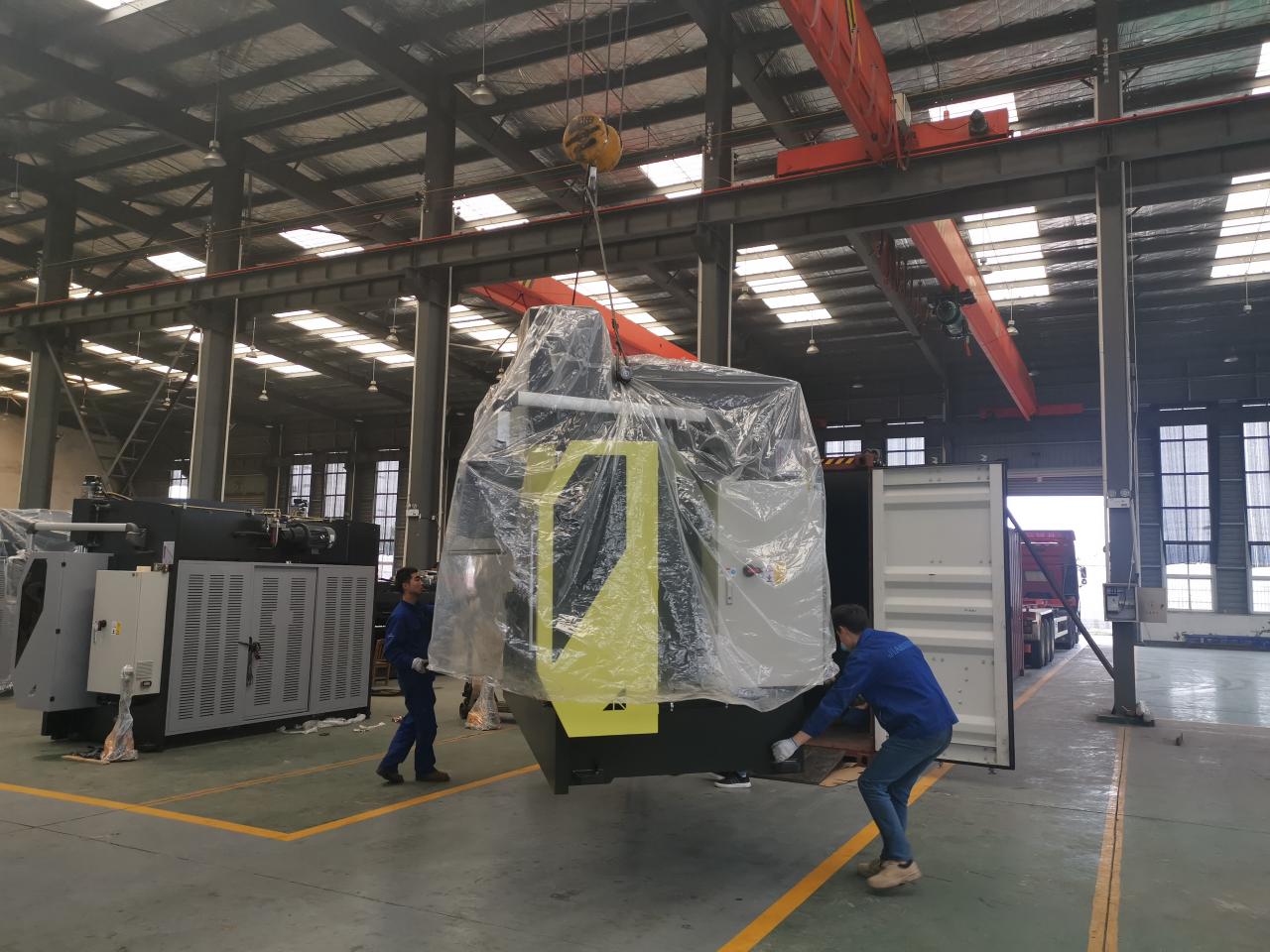 6mm*3200 Hydraulic Steel Plate Cutting Machinery Steel Plate Shearing Machine 6mm*3200 Hydraulic Steel Plate Cutting Machinery Steel Plate Shearing Machine