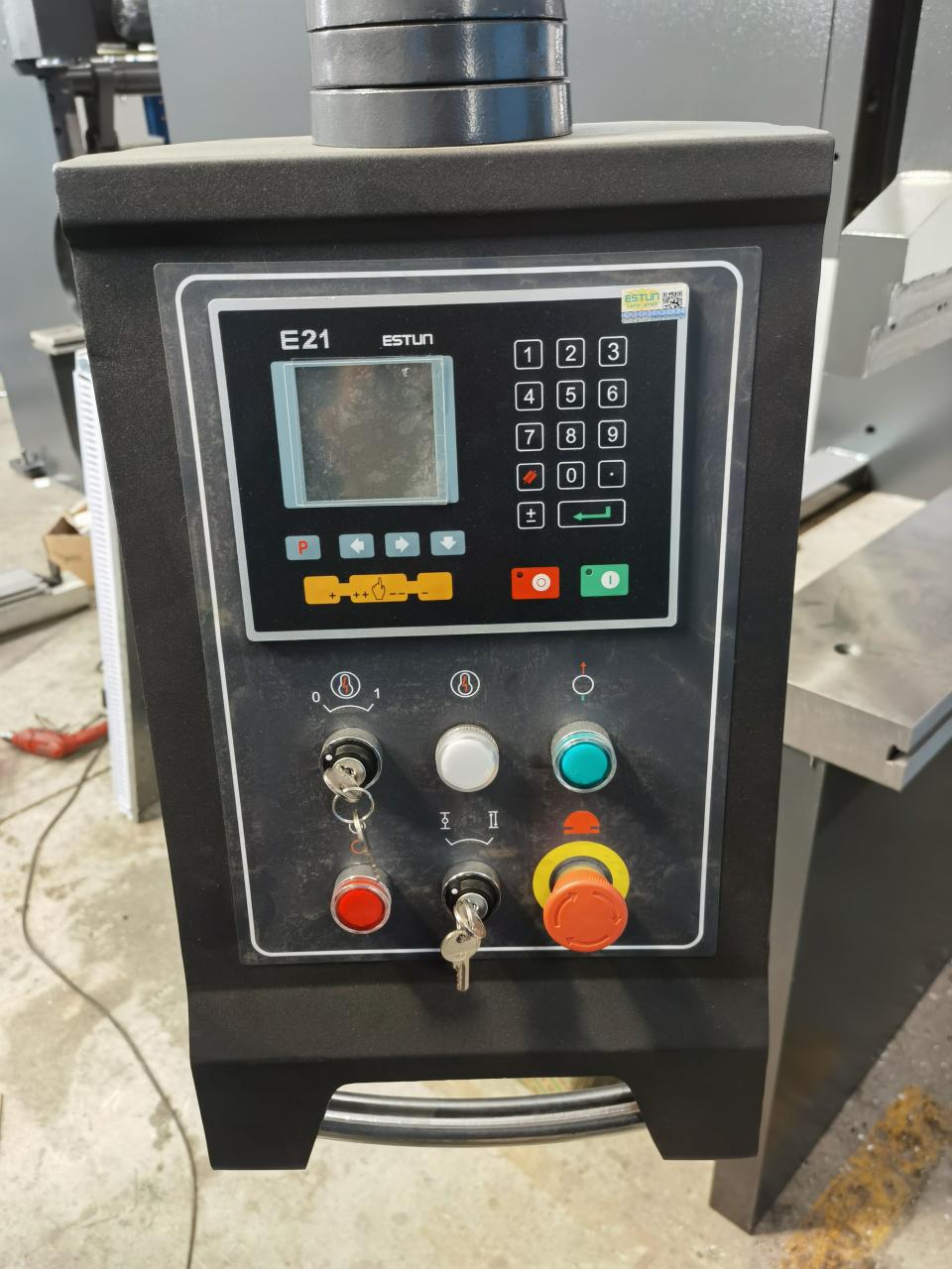6x3200mm Stainless Steel Plate Cutting Machine, Automatic Iron Sheet Shearing Machine מכונת חיתוך פלדת אל חלד 6x3200 מ"מ, מכונת חיתוך יריעות ברזל אוטומטית