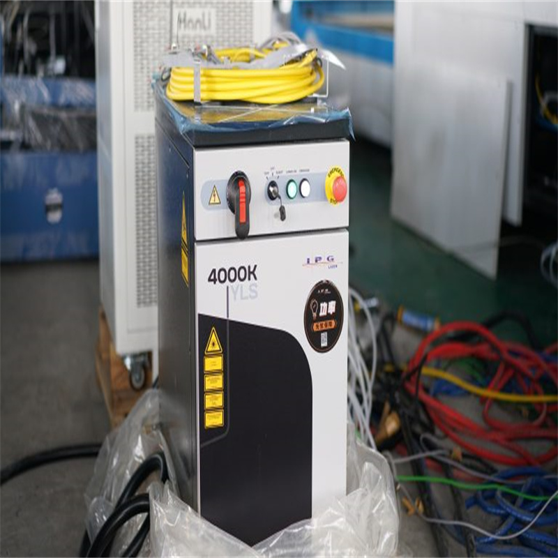 Laserový řezací stroj na kovové vlákno Raycus CNC 1000w 1500w 2000w