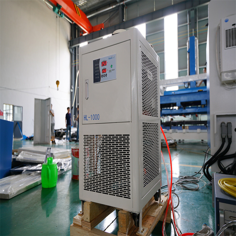 水冷自動數控金屬光纖激光切割機1500w