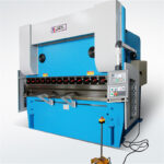 Wc67k 100 טון 200 טון הידראולי Cnc לחץ בלם מכונת עבור ברזל מתכת פלדה צלחת