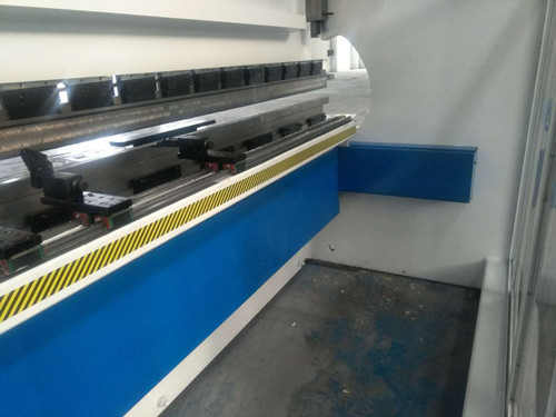 Da53t Cnc System Controller 125t4000 3+1 Axis Cnc Hydraulic Press Brake With Good Quality Da53t Cnc System Controller 125t4000 3+1 Axis Cnc Hydraulisk kantpresse med god kvalitet