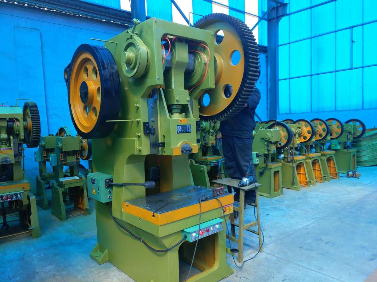 Mechanical Press Machine, 100 Ton Power Press Price Mechanický lis, cena lisu 100 tun