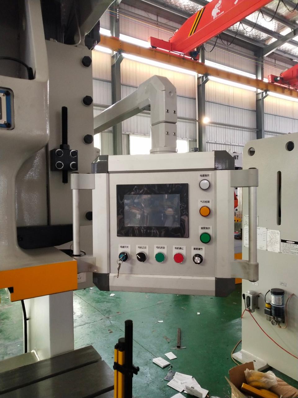 Pneumatic Friction Clutch High Performance Punch Press Machine Pneumatic Friction Clutch High Performance Punch Press Machine