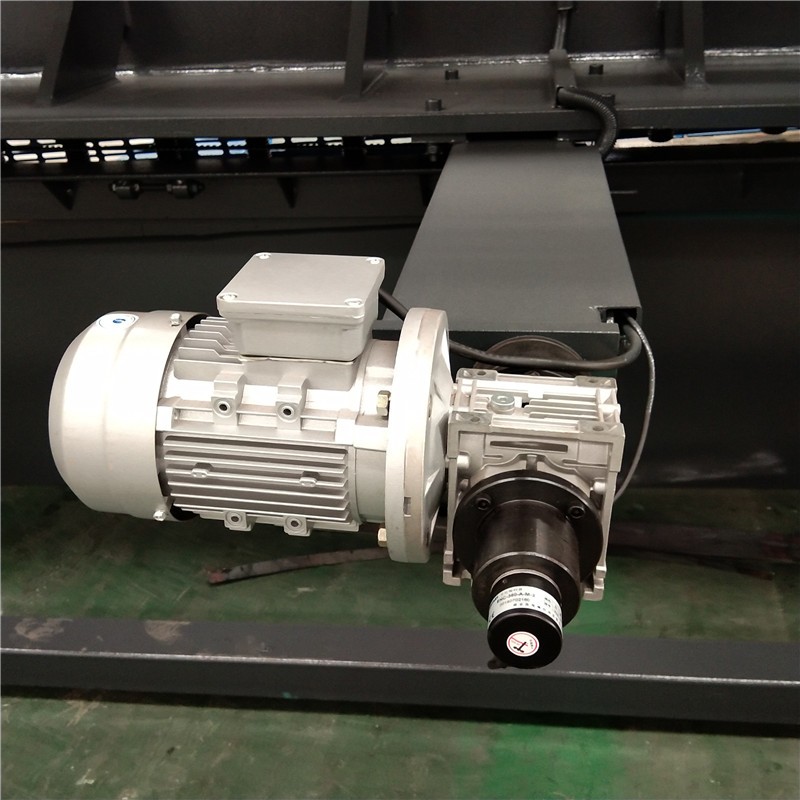Qc12k-4x2500 Cnc Hydraulic Customized Shearing Machine Cutting Machine Qc12k-4x2500 Cnc الهيدروليكية آلة قص آلة القطع المخصصة