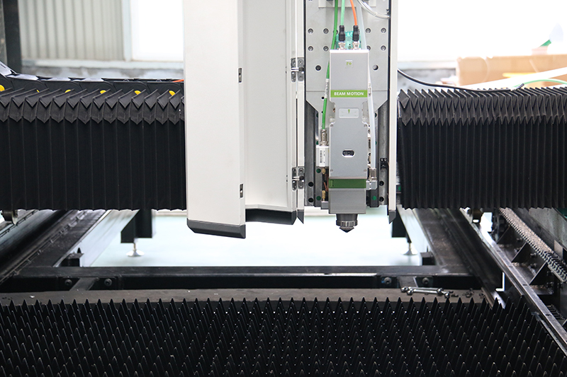 Sheet Metal And Pipe Round Cnc Plate And Tube Fiber Laser Cutting Machine Листовой металл и труба Круглый станок для лазерной резки плиты и трубки с ЧПУ