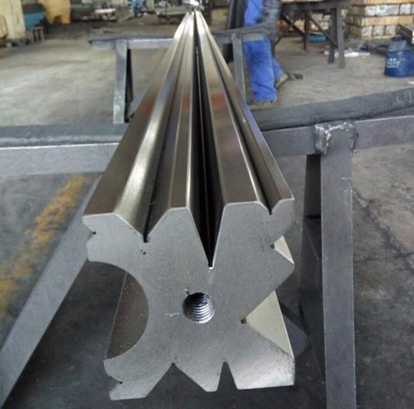 Wc67yk 80 100 160 200 Ton 3200mm E21 Nc Sheet Metal Oil Hydraulic Press Brake Price Wc67yk 80 100 160 200 tun 3200 mm E21 Nc Plechový olej Hydraulický ohraňovací lis Cena